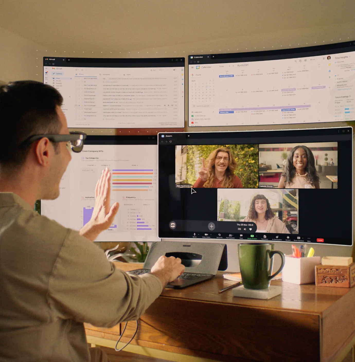 glasses projecting computer screens